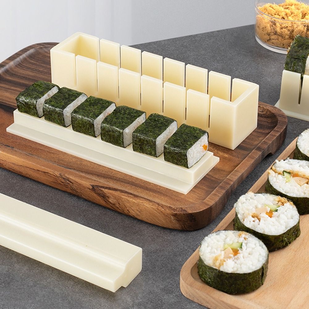 Sushi Making Kit - 3個セット プラスチック製寿司メーカー器具キット 丸型・四角型・ハート型 DIY寿司作りツール 多機能・防粘着