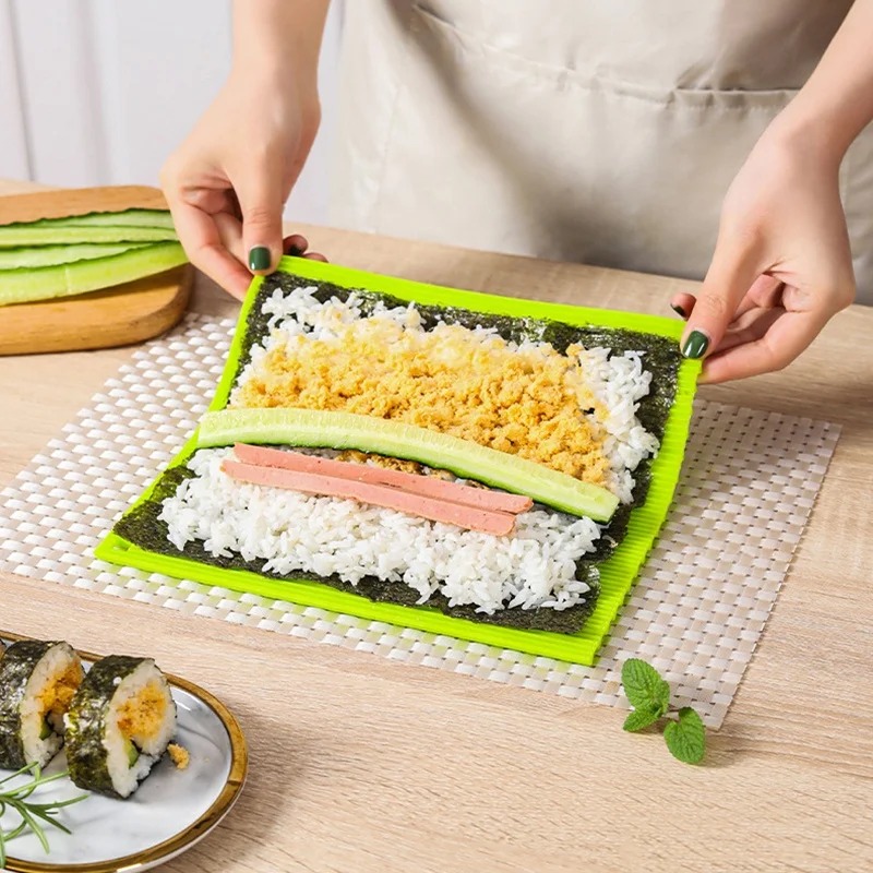 シリコーンハンドロール寿司ローリングカーテン竹模造日本の寿司 - Sushi Making Kit のレビューと価格